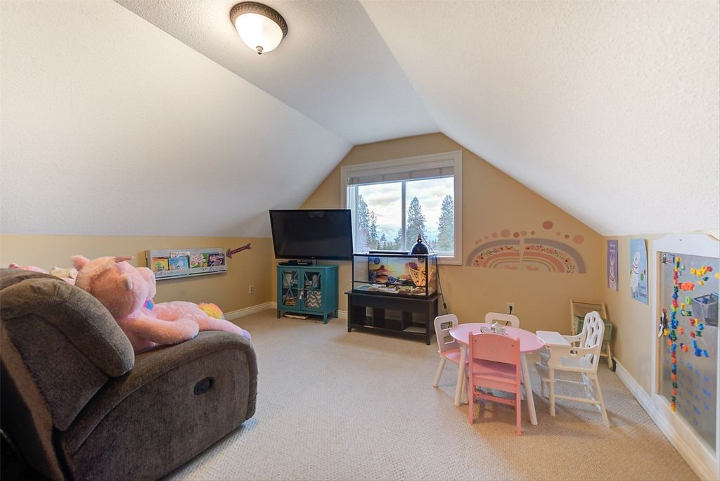 listing image 16519779931538656993