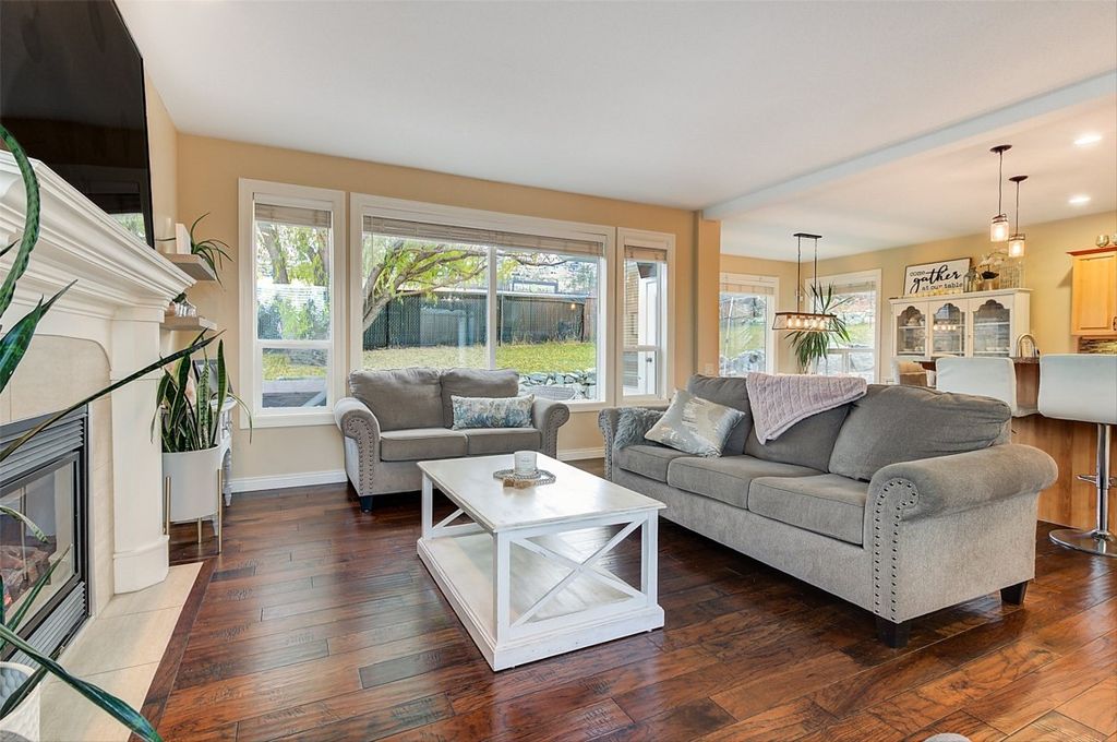 listing image 16512596519293062375