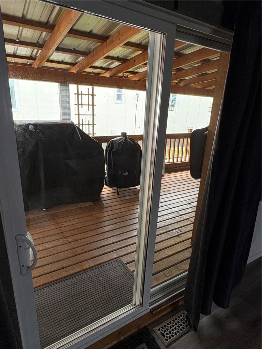 listing image 16515613919800806471