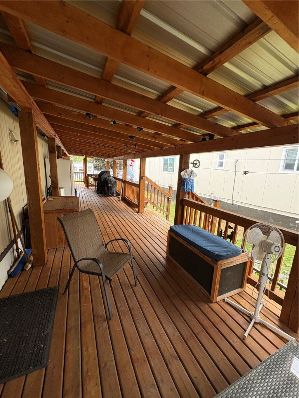 listing image 16514504729774960078