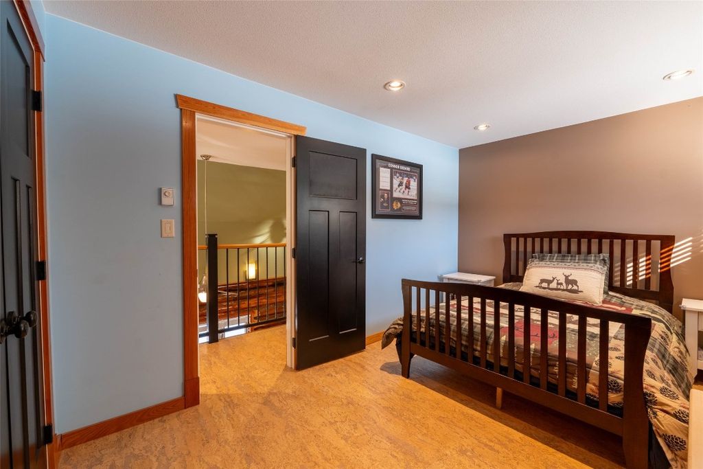 listing image 16513611431712962050