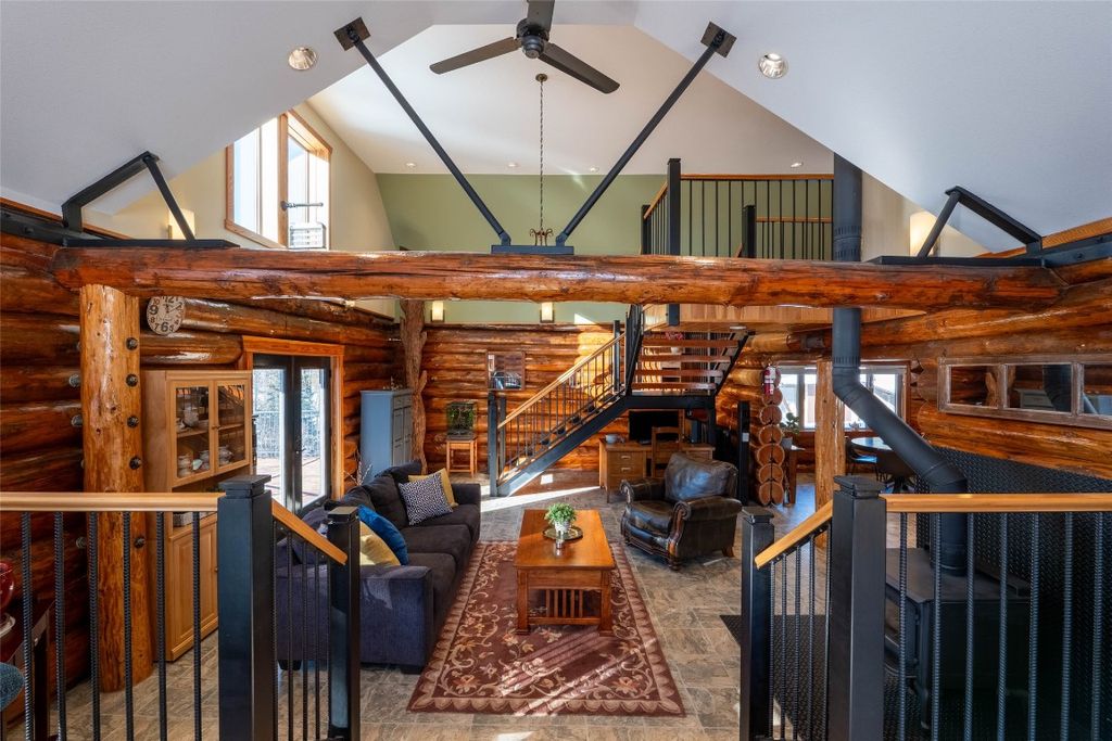 listing image 16517799842172401544