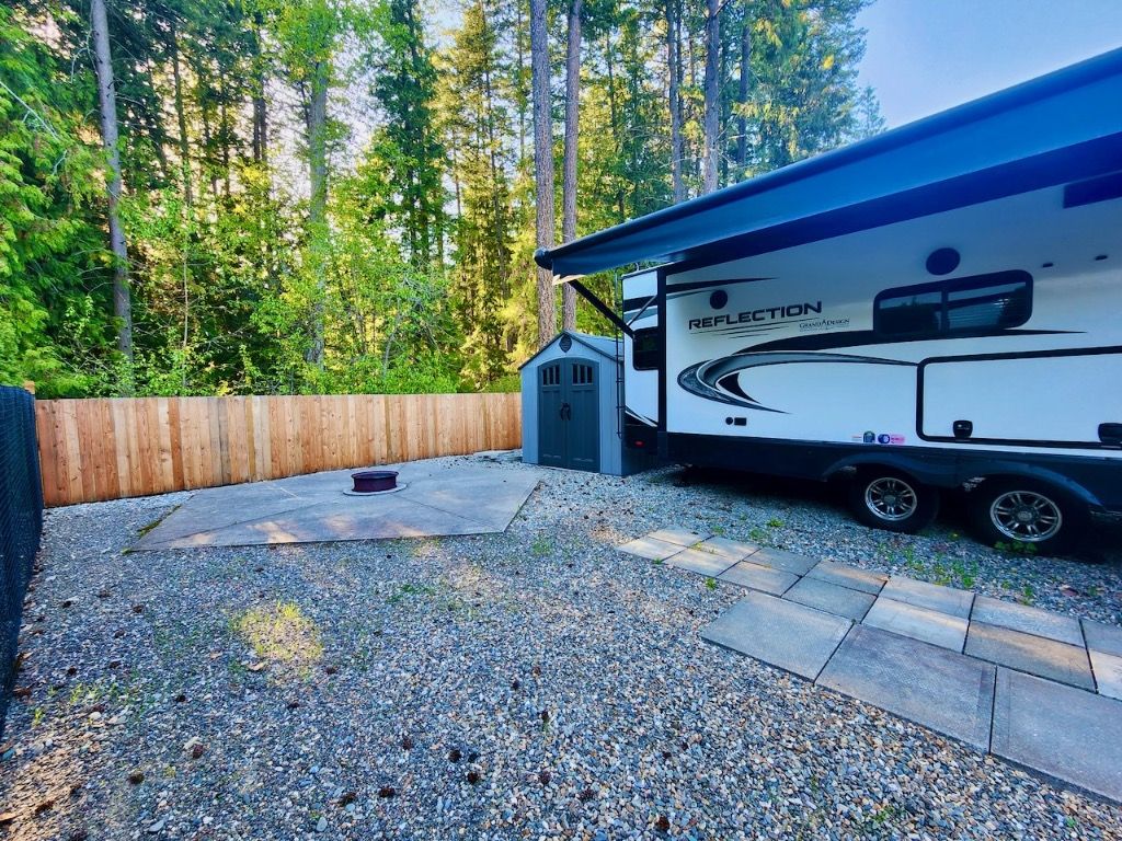 listing image 16515123511249779213