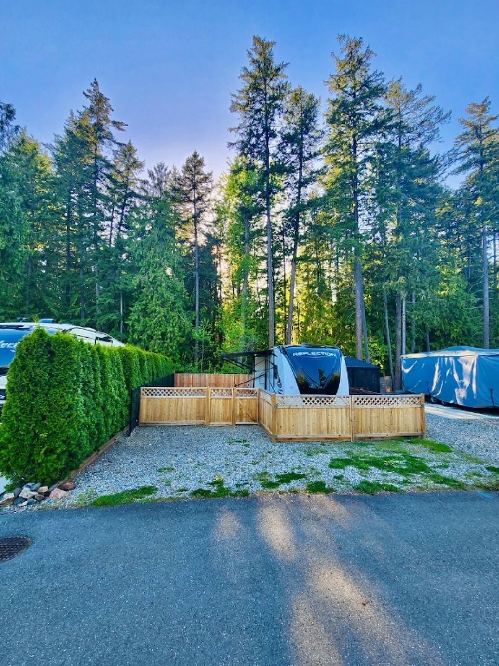 listing image 16517497072044068279