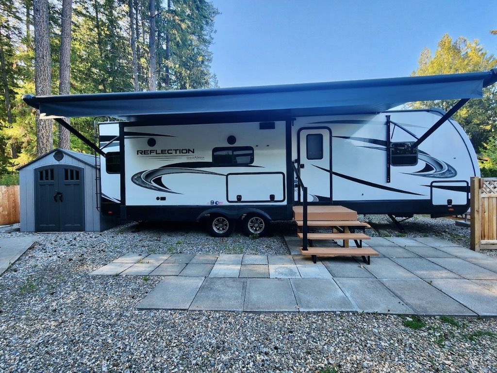 listing image 16511012689437320370