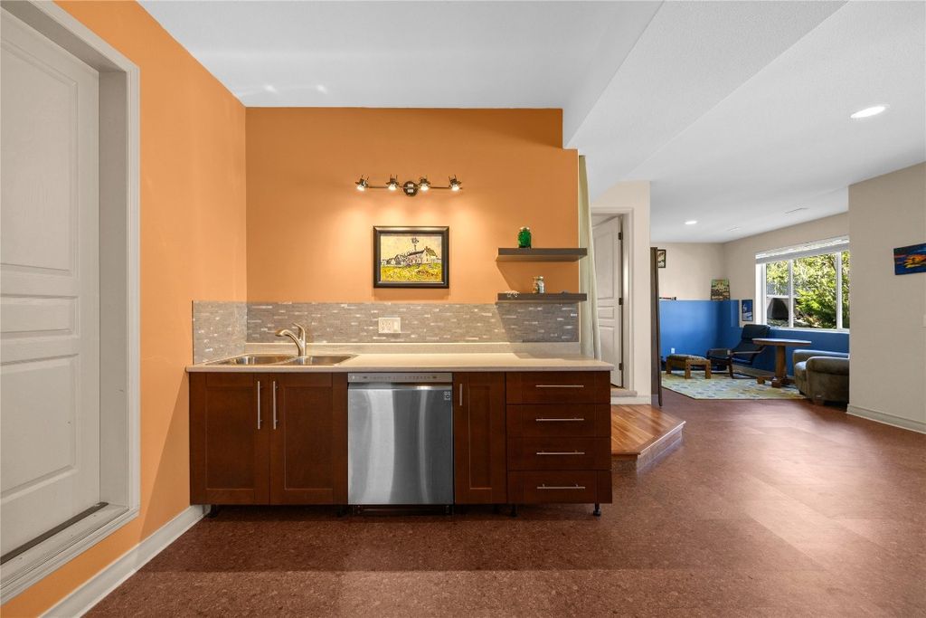 listing image 16510358179109051966