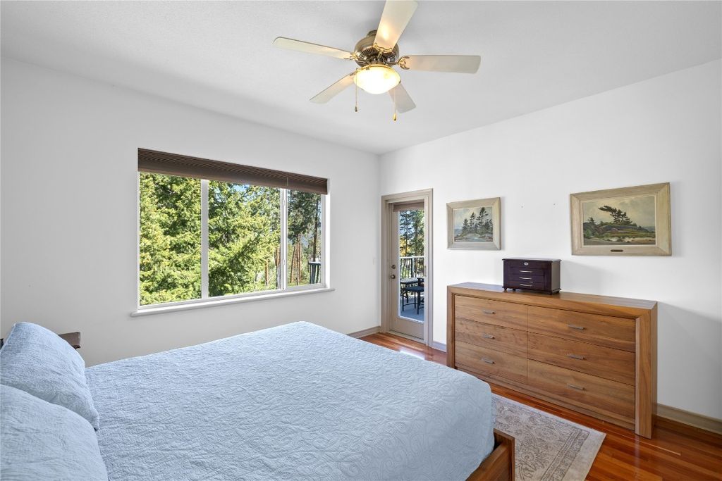listing image 16512132636157667733