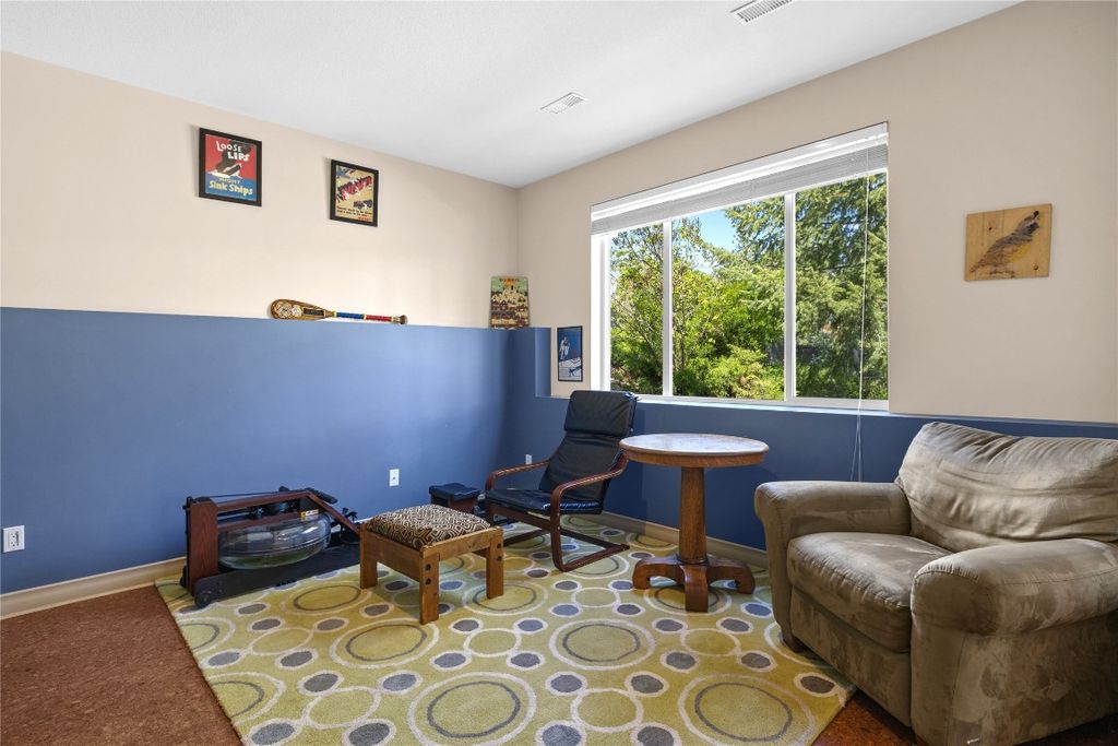 listing image 16513011549181875592