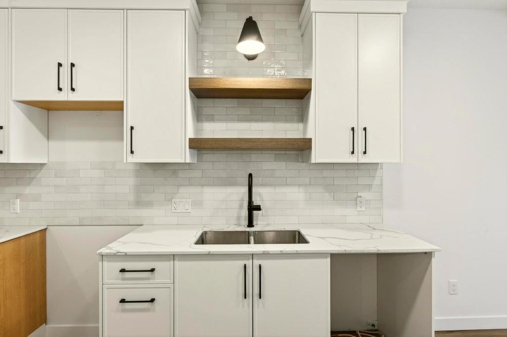 listing image 16516948381191514516