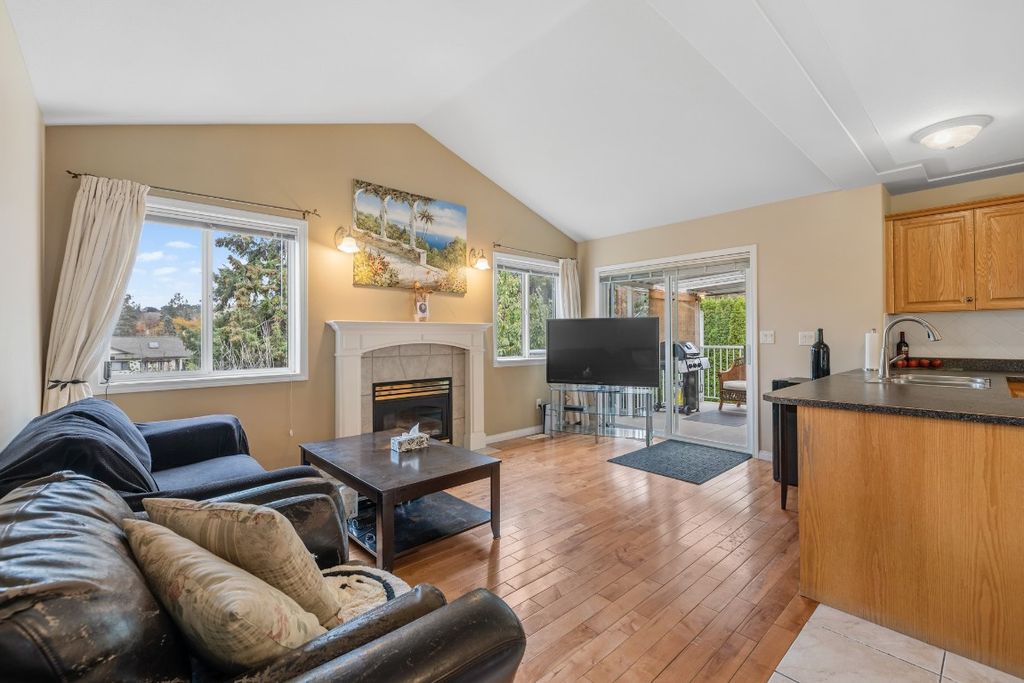 listing image 16515729911145037426