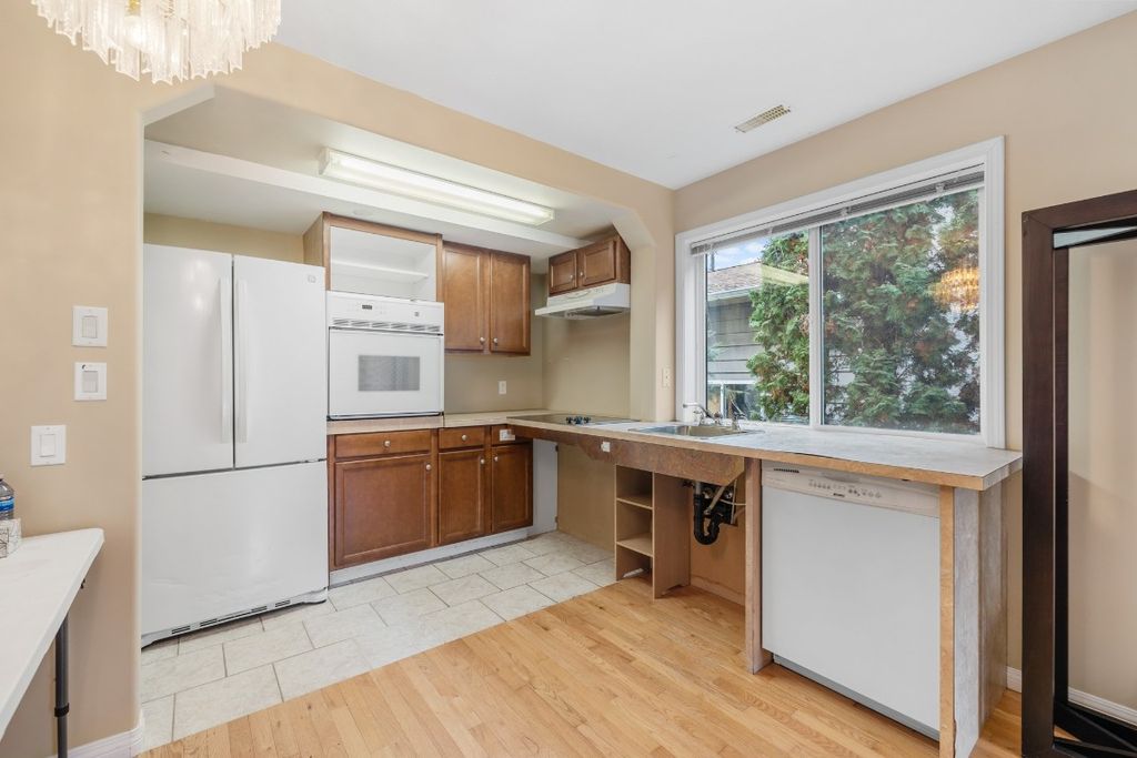 listing image 16514714996235851317