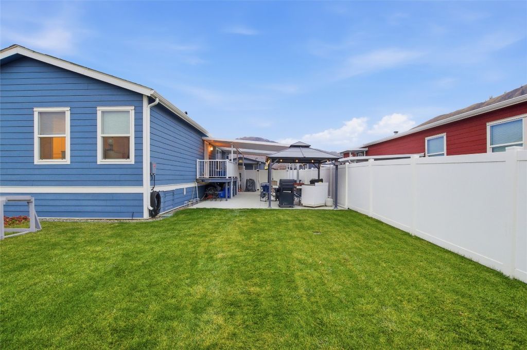 listing image 16510096137942772029