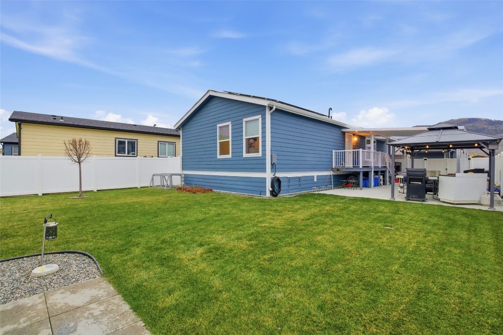 listing image 16515460065518223209