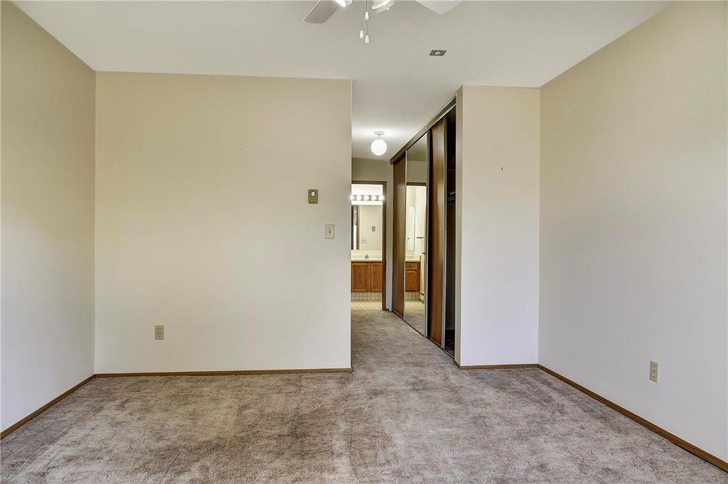 listing image 16515884218032727022