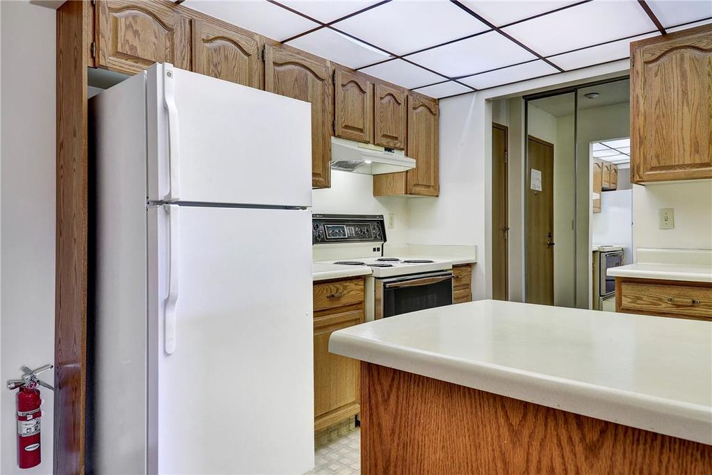 listing image 16516505344175159861