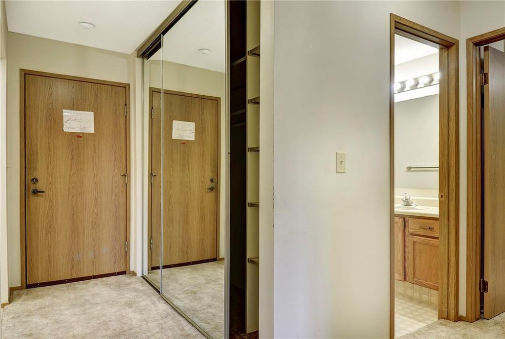listing image 16516744274987373134