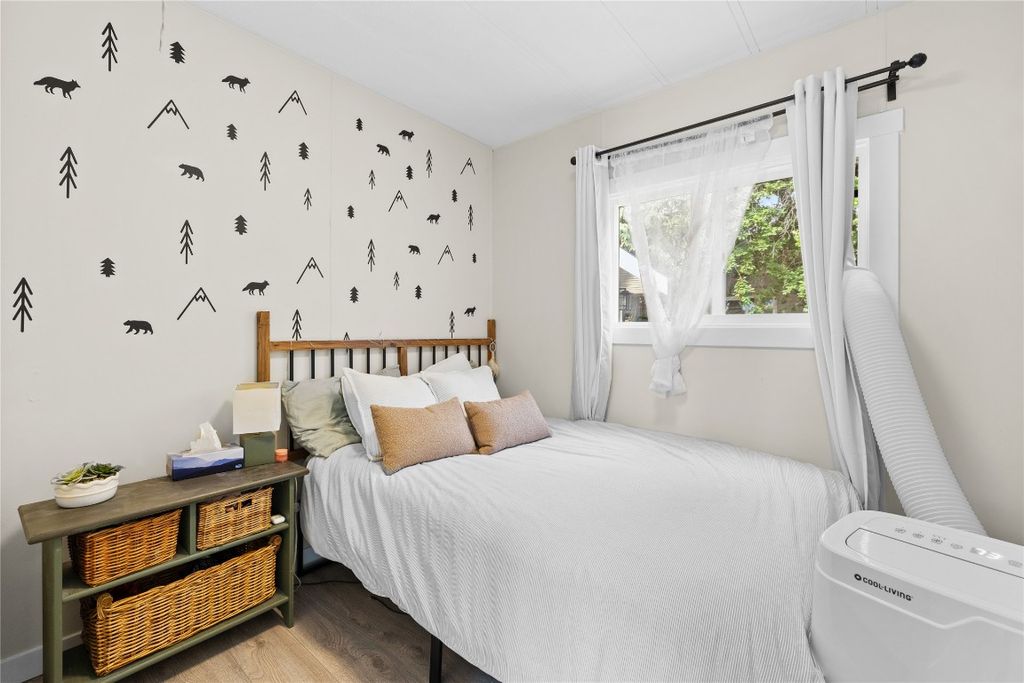 listing image 16514157162051861398