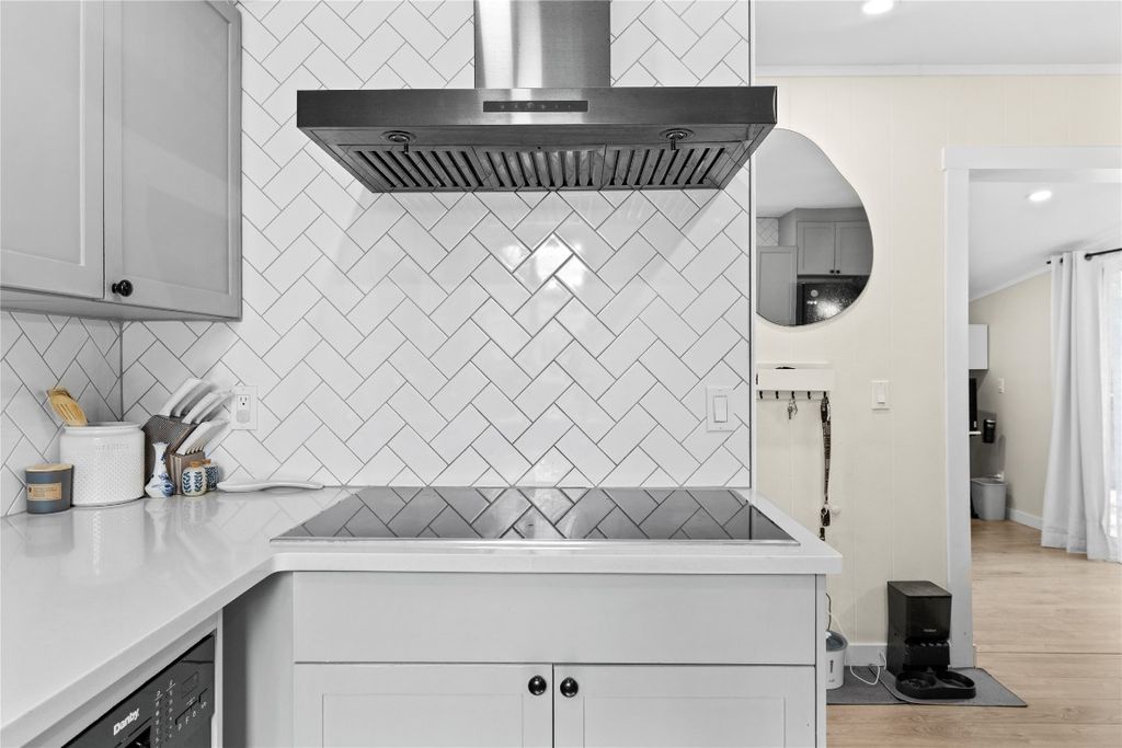 listing image 16513309190321317017