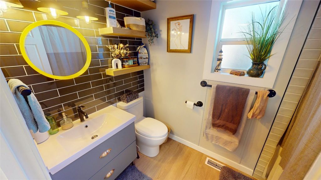 listing image 16516201765406990948