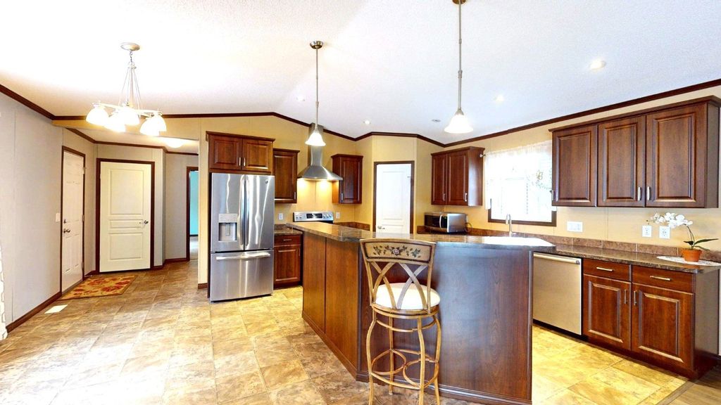 listing image 16511093516393606711