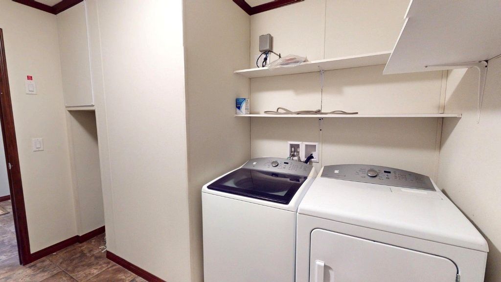 listing image 16513220809152038720