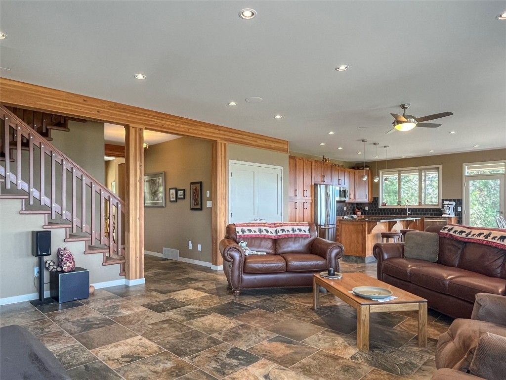 listing image 16511691075901738486