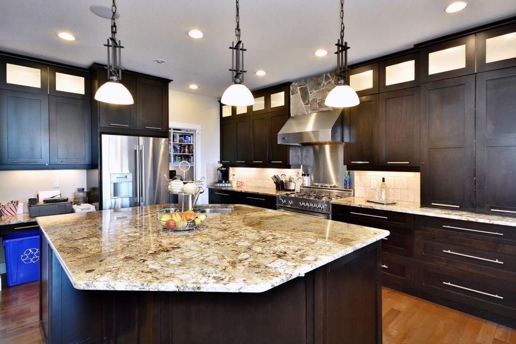 listing image 16517072408414907715