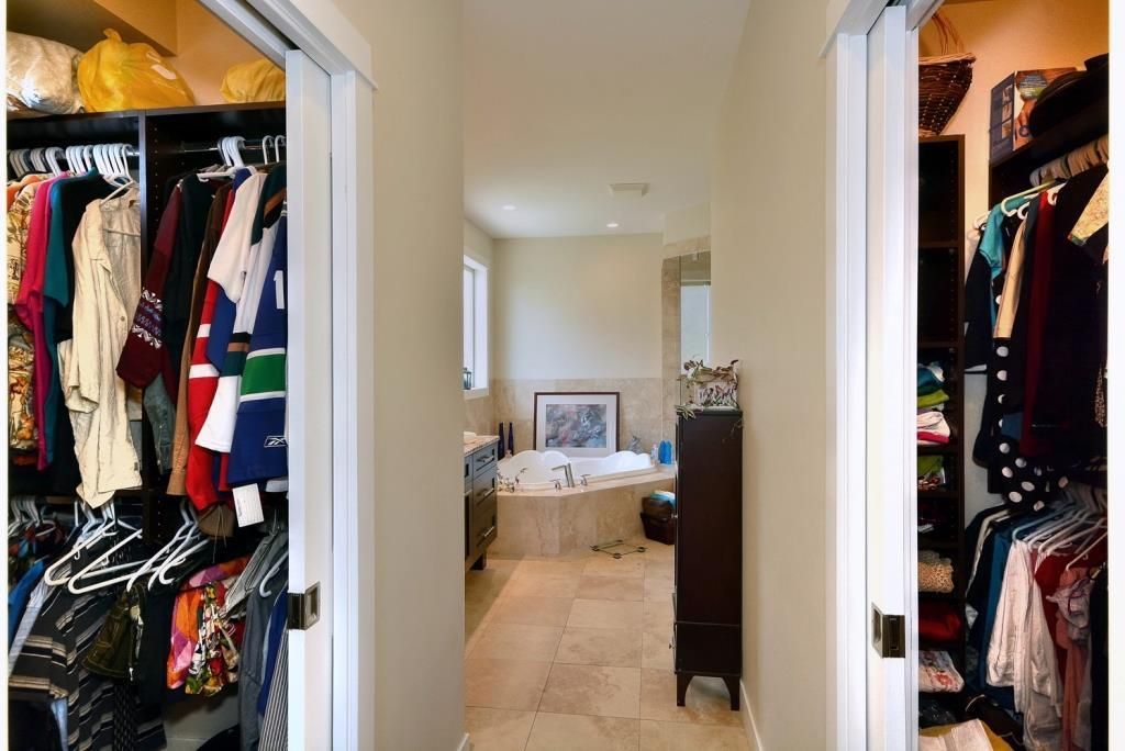 listing image 16510264933427877002