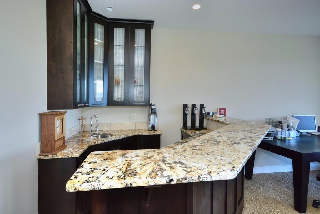 listing image 16518633919746631743