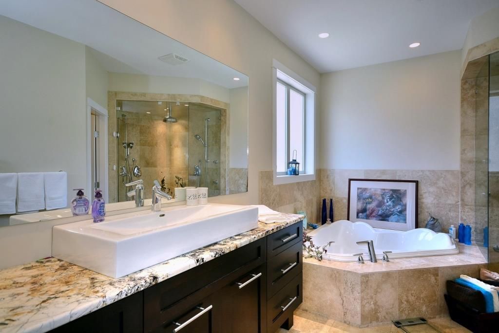 listing image 16518623213754048913