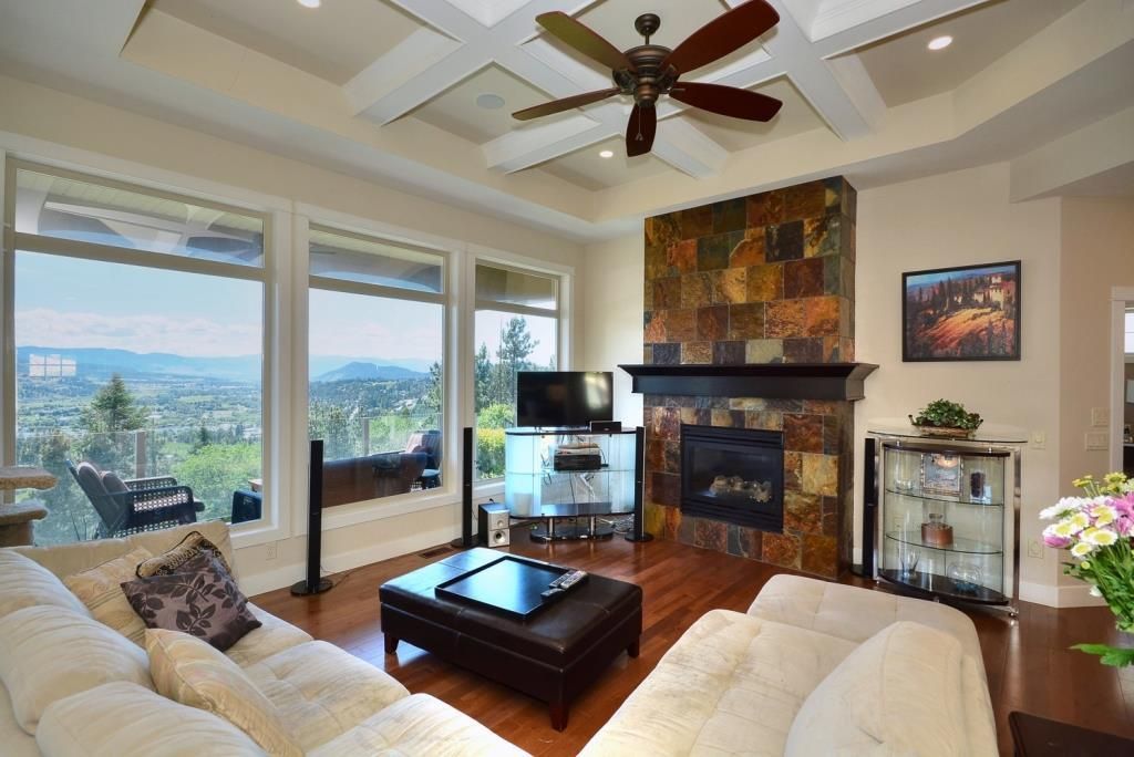 listing image 16519373360844402428