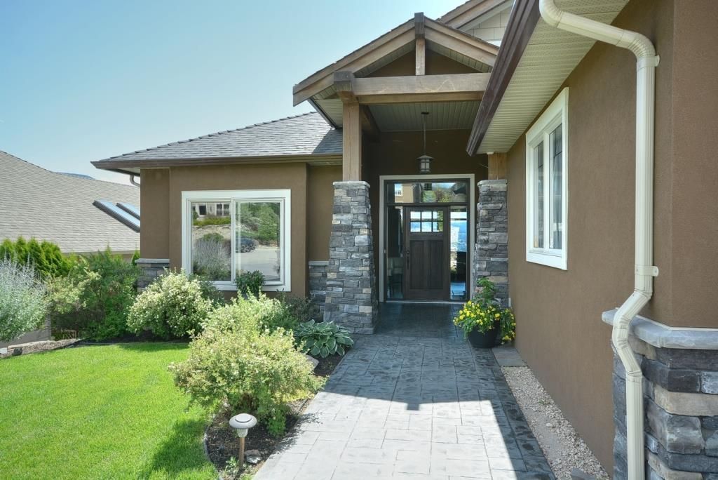 listing image 16514649351984944565