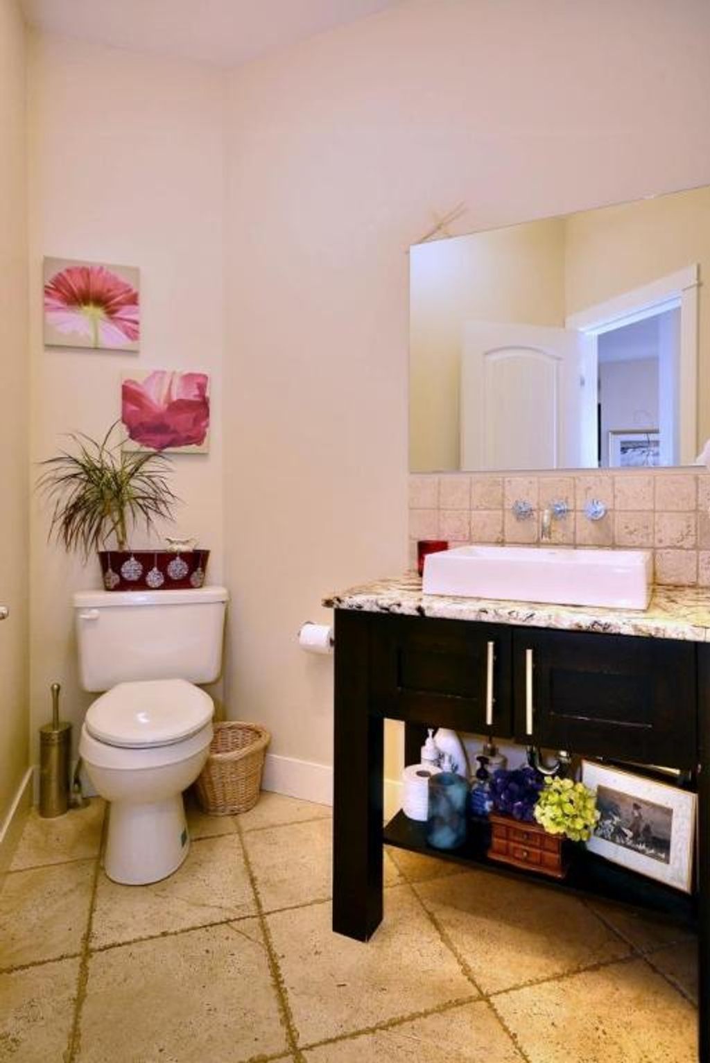 listing image 16513555164700106480