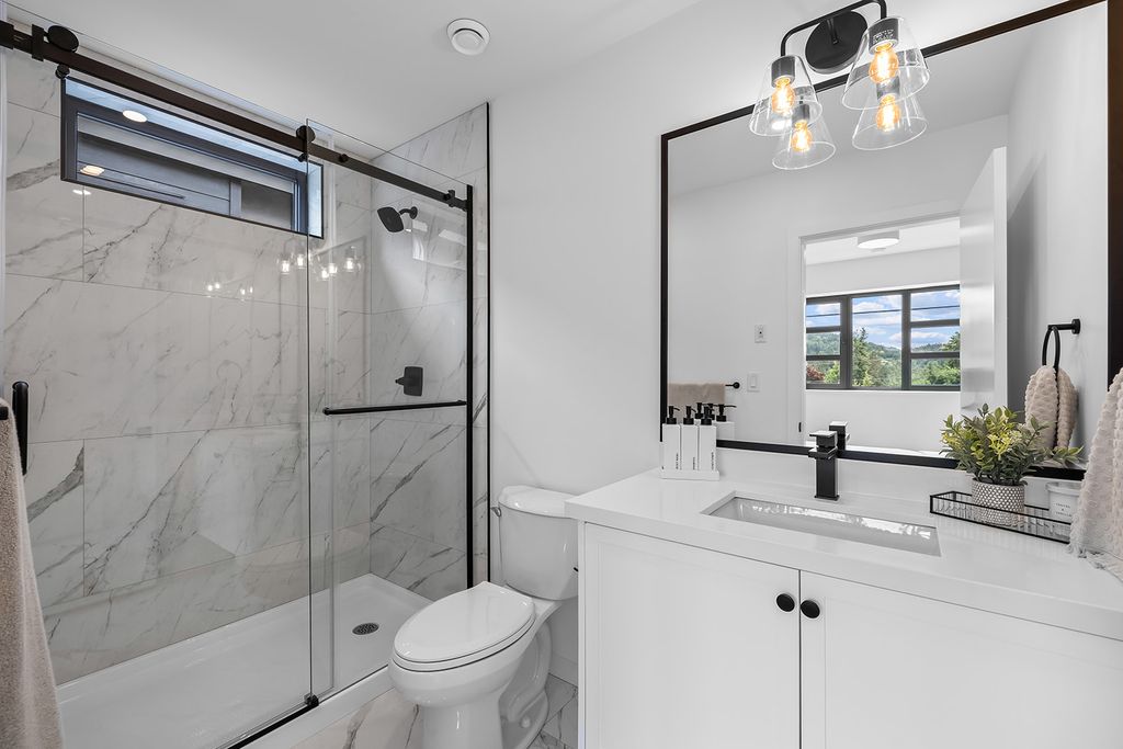 listing image 16516596960595532902