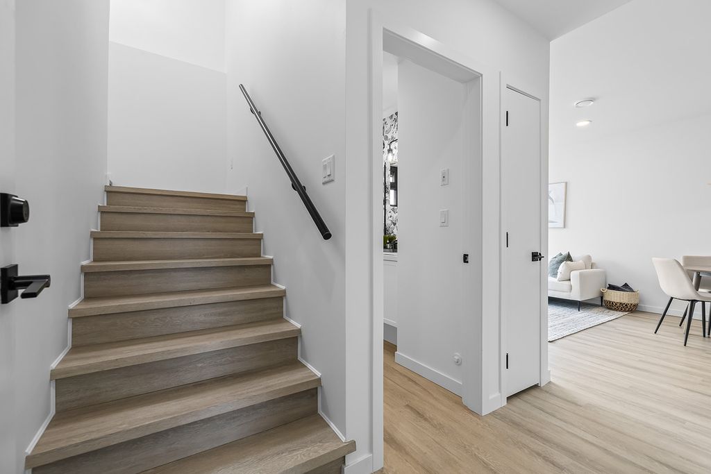 listing image 16511049224067604768