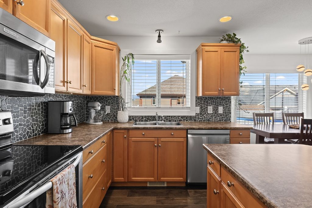 listing image 16511122082357102867