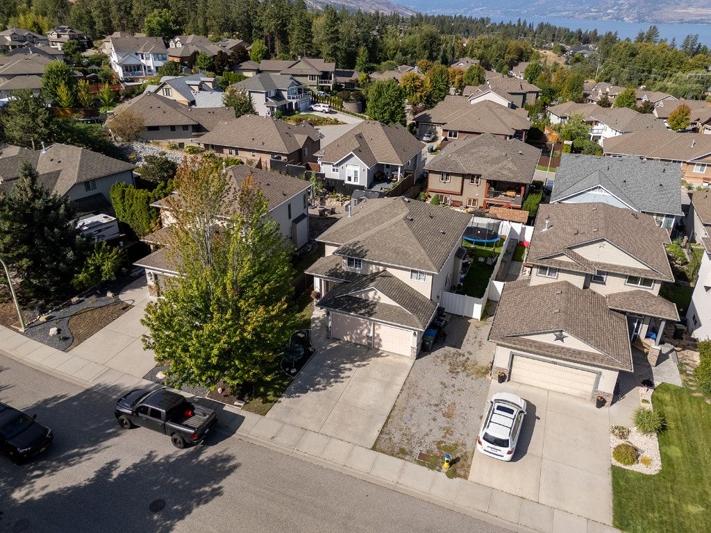listing image 16512128369614528964
