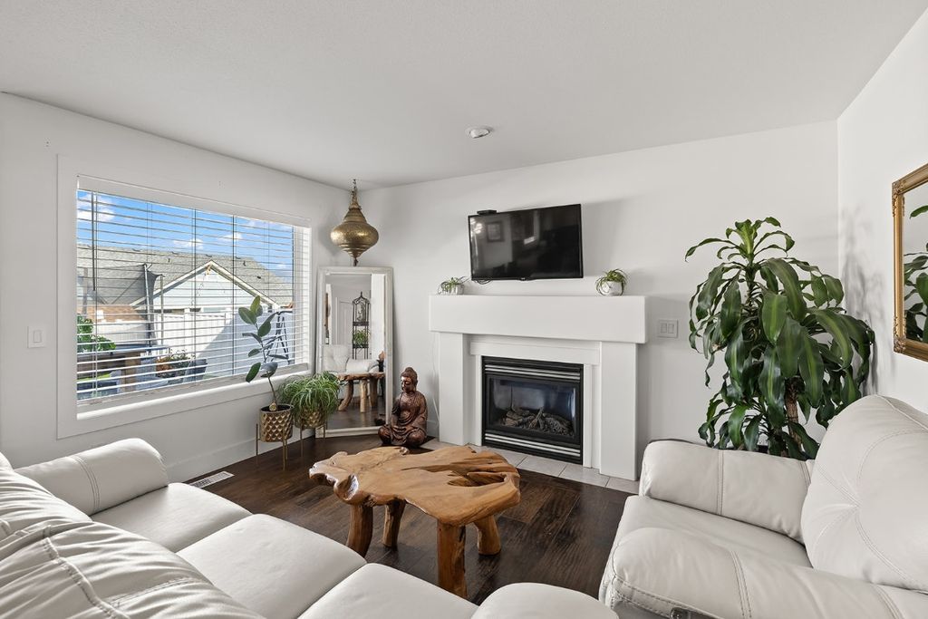 listing image 16516823331212014371
