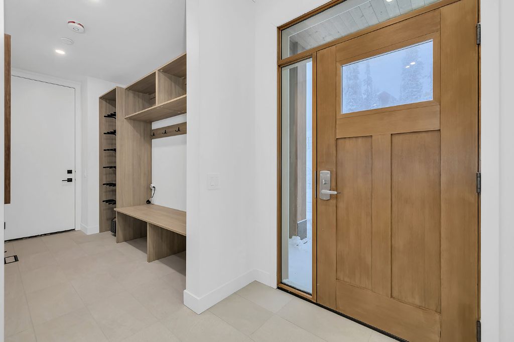 listing image 16519005514673124095
