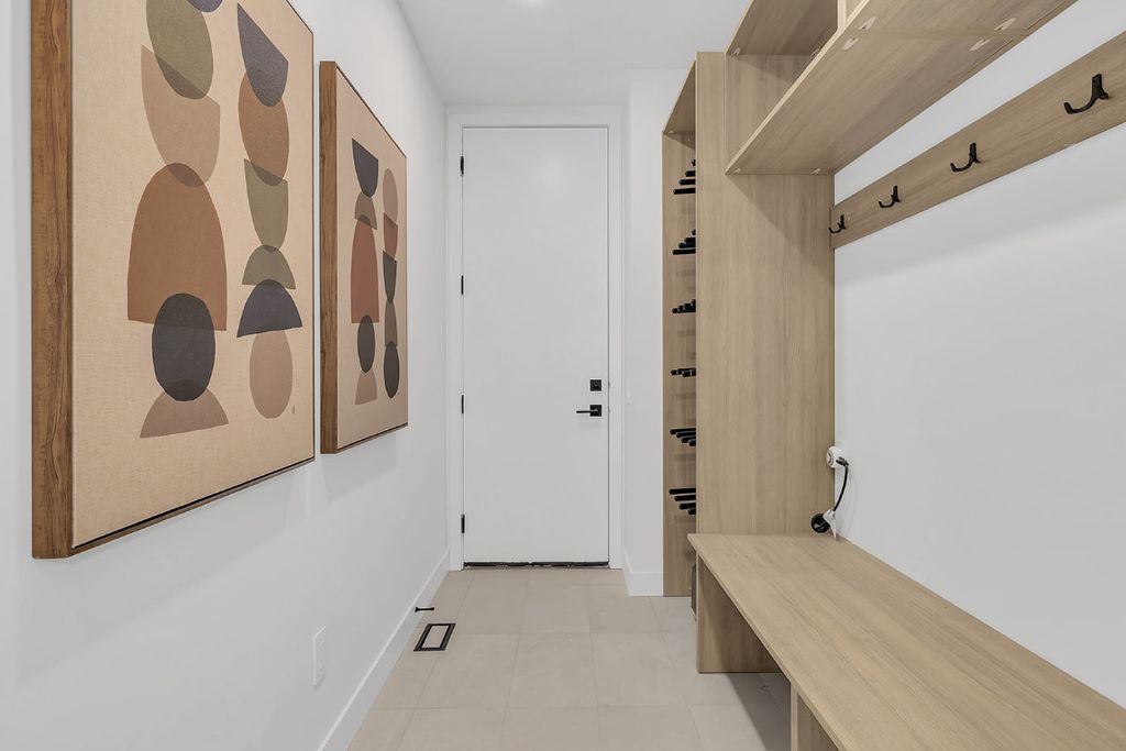 listing image 16516256135770876720