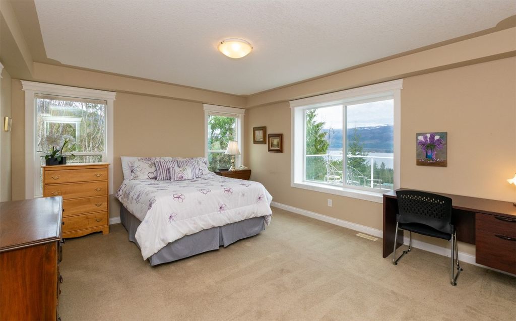 listing image 16510071584161788043