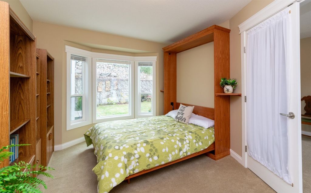 listing image 16513880244221047177