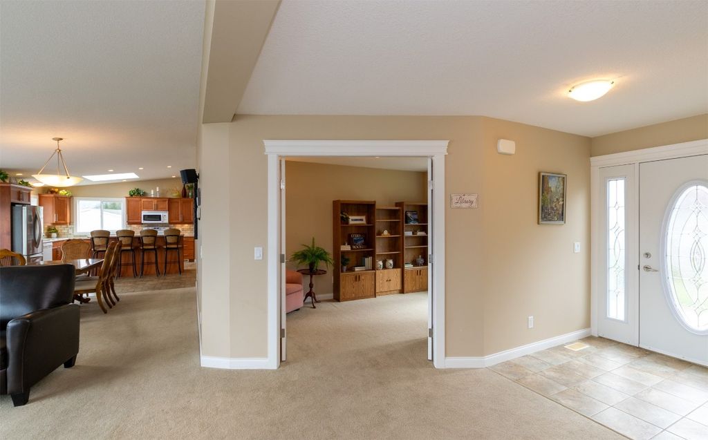 listing image 16513712810869849016