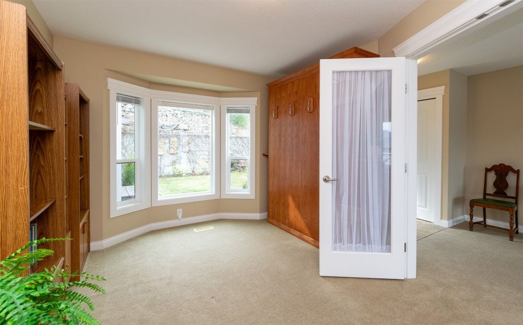 listing image 16513939494650761922