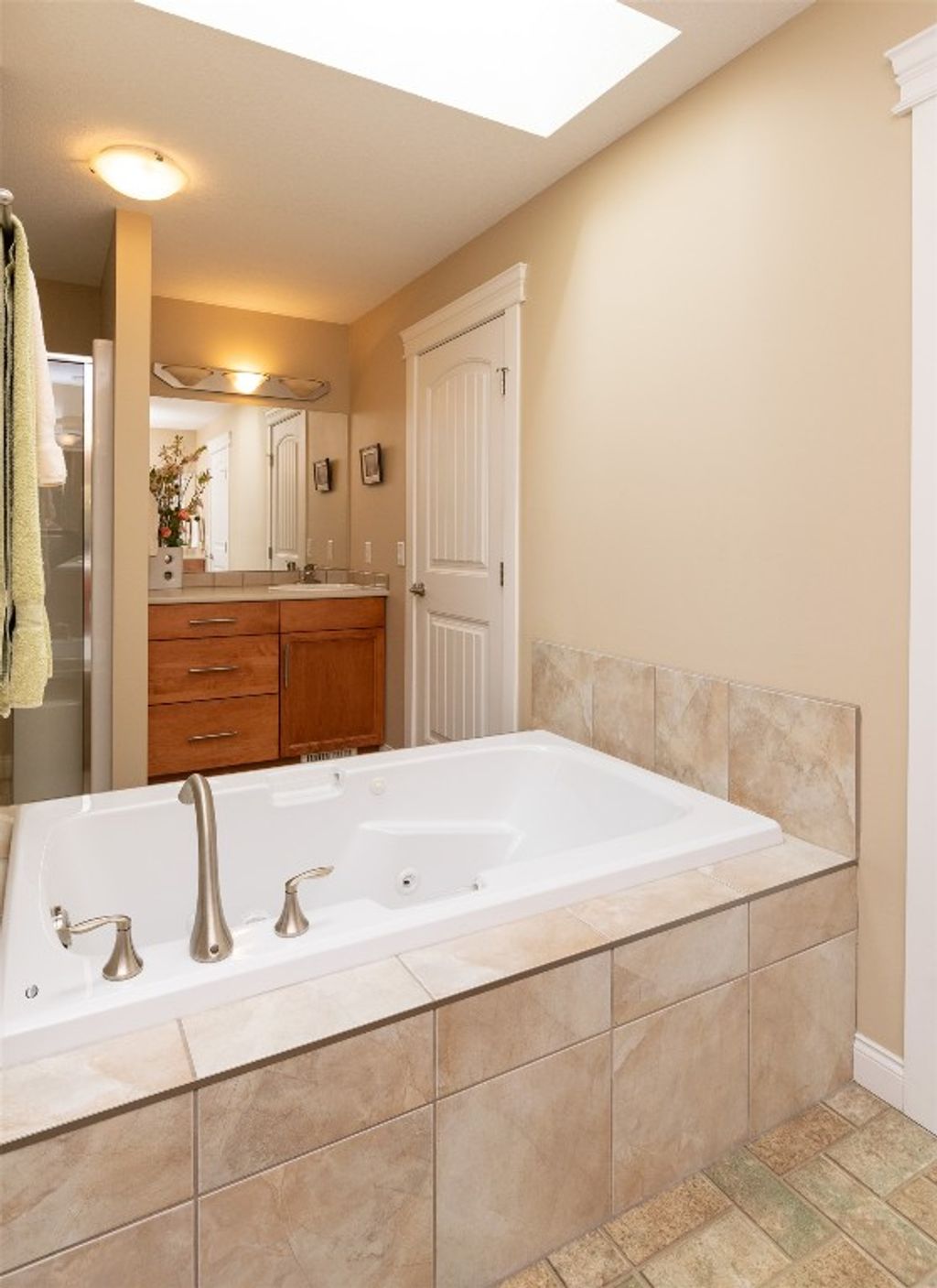 listing image 16512608218708846561