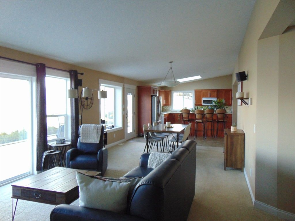 listing image 16517400832393219797