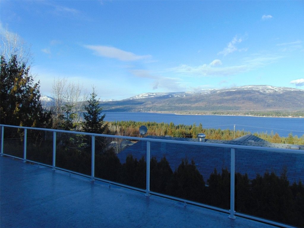 listing image 16513258849652516406