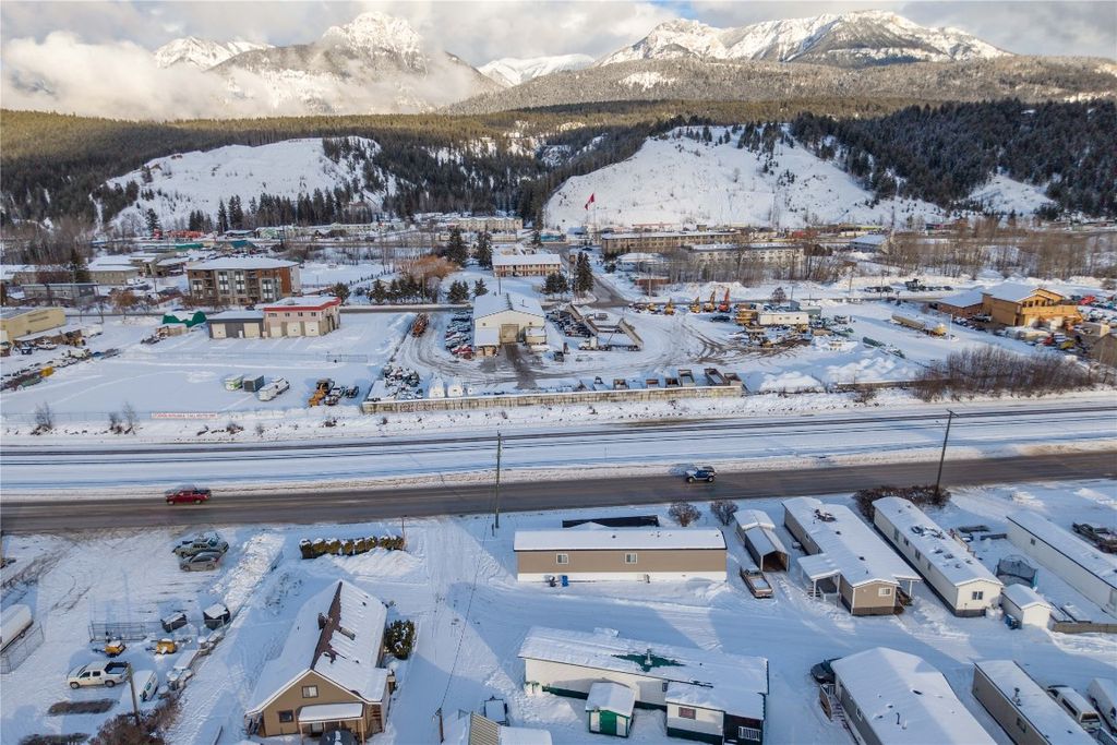 listing image 16514163995193127436