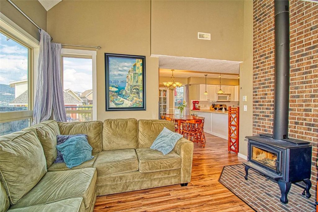 listing image 16512180348933377576