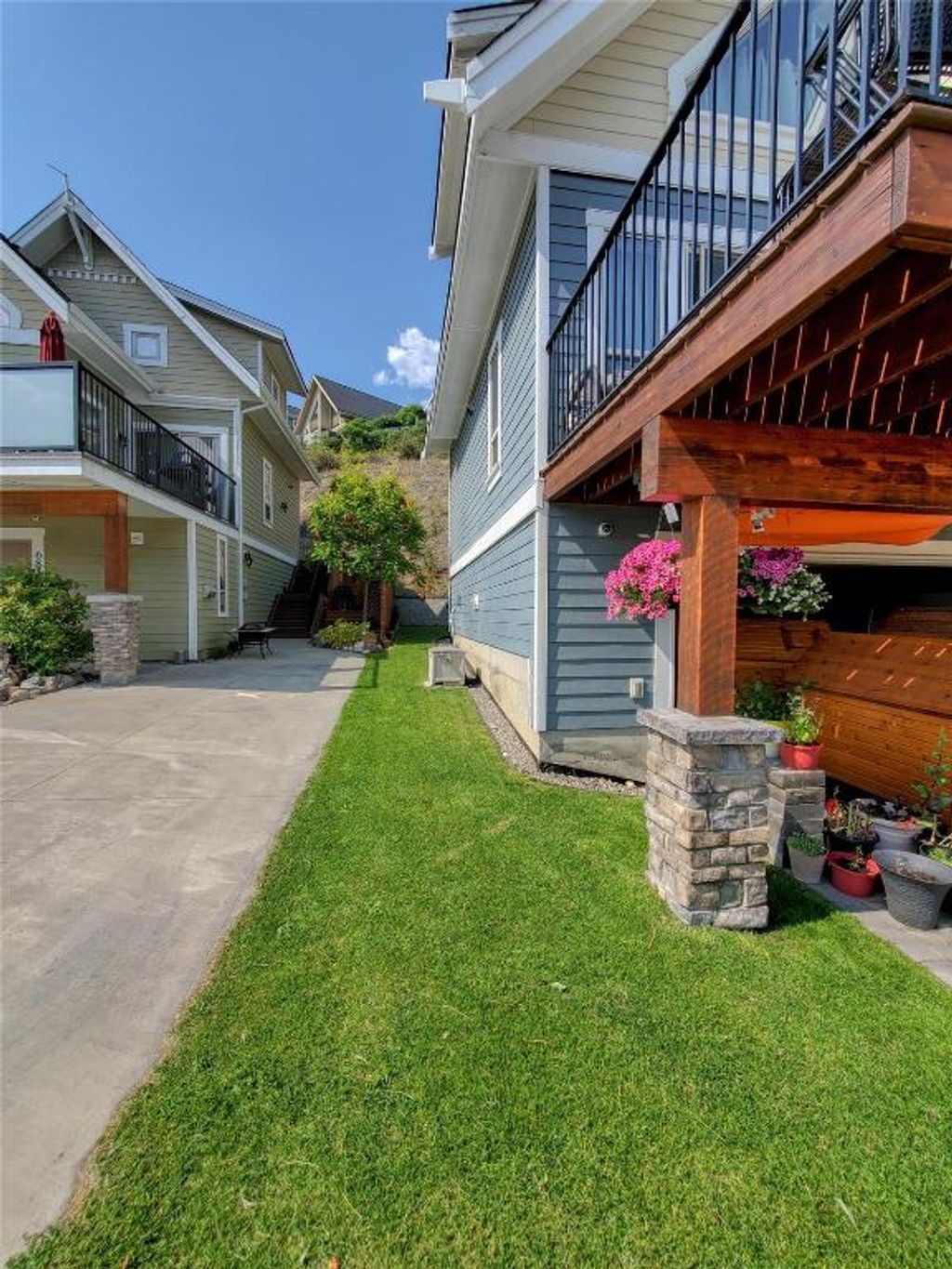 listing image 16518444561789089841